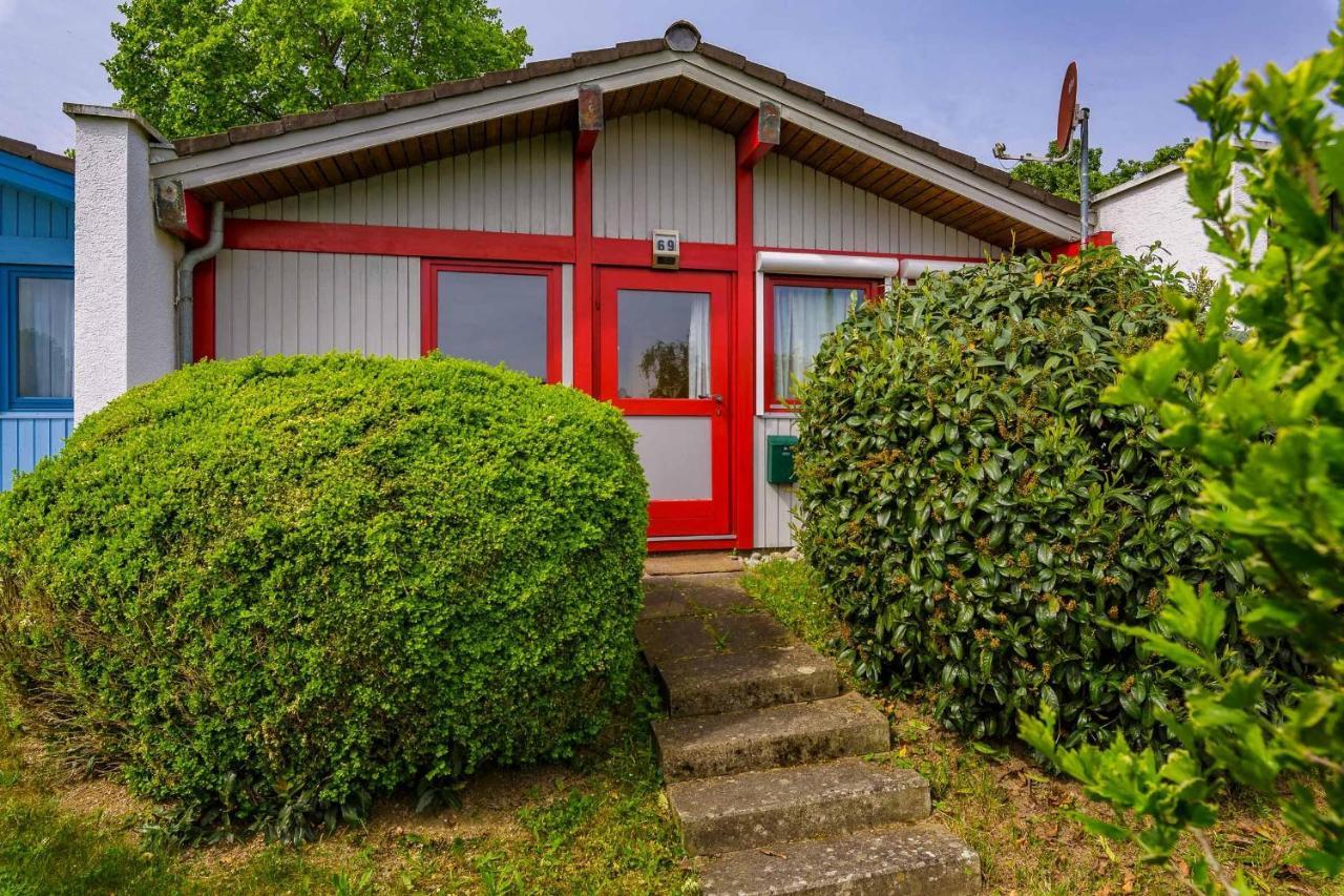 Ferienwohnpark Immenstaad Am Bodensee Satteldachhaus Typ 9 Sd 69 外观 照片
